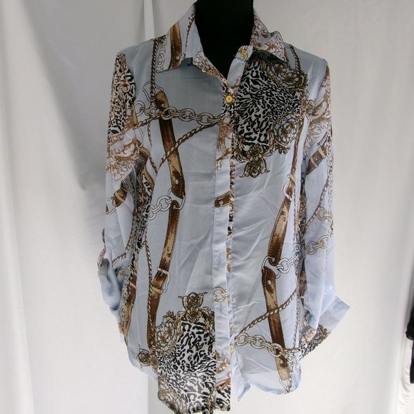 Fashion nova Blue button up blouse size small - Picture 2 of 3